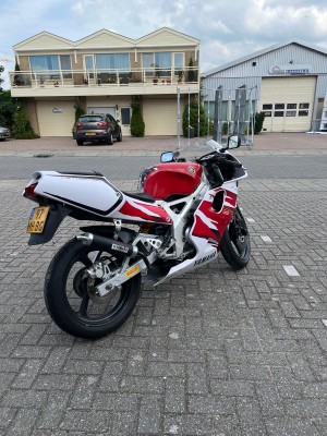 YAMAHA TZR125 met kenteken